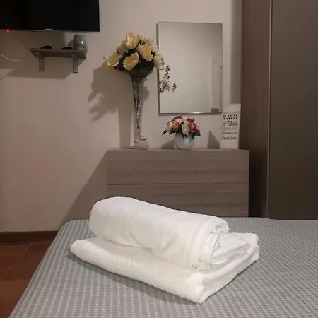 Macalelu House Apartmán *