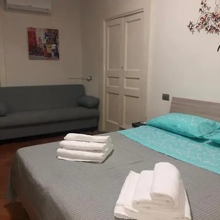 Macalelu House